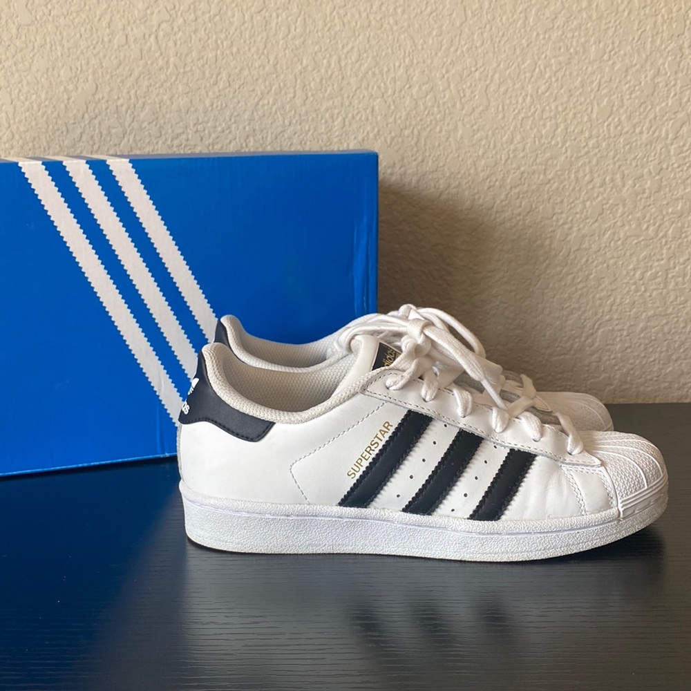 Adidas Superstar